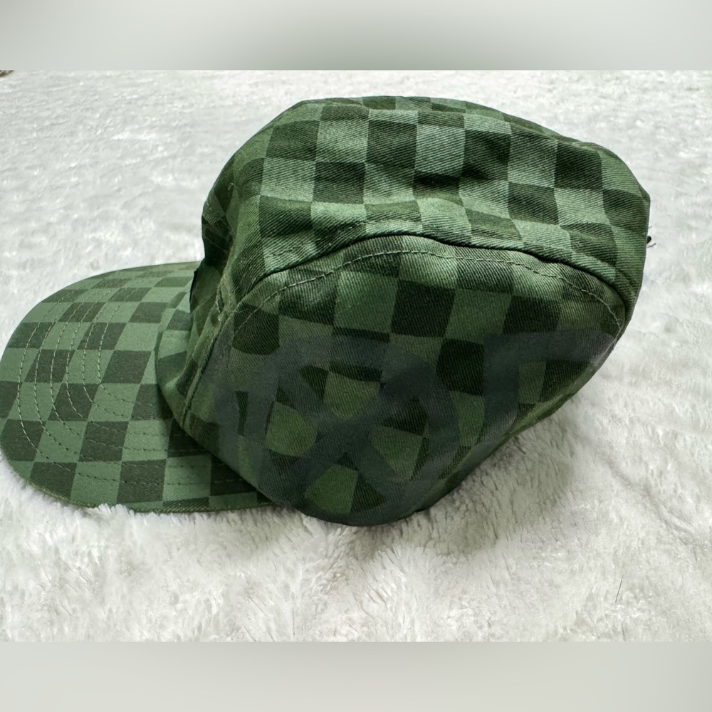 10.Deep Green Checkered Men's Hat - Picture 6 of 12